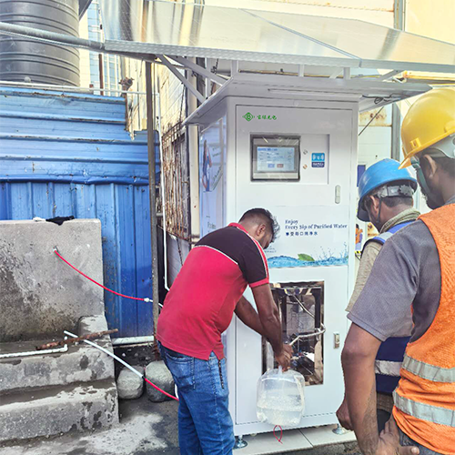 Quality Off-Grid Solar Water Purification System | 5000L/Day RO+UV For Rural Communities​ for sale