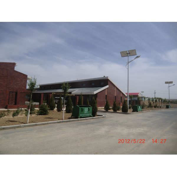 Commercial 600w Along Wind Solar Hybrid Off - Grid System With 60W Street Lightings 750RPM
