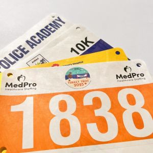 Screen Printing Customized Race Bib Numbers in Tyvek Material with High