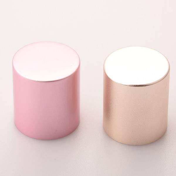 Quality Personalized Perfume Bottle Stoppers With Unique Patterns And Gold/Silver Aluminum Color for sale