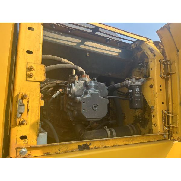 High Performance Used Komatsu PC220-7 Excavator 22 Tons Original Komatsu Excavator