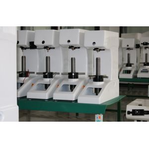 Fully Automatic Vickers Microhardness Tester With Measurement Software Tablet /