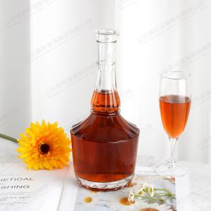 Glass Wine Liquor Bottles Transparent Customize 200ml 300ml Unique Shaped with