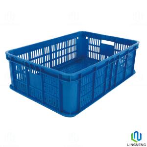 China Vented Plastic Fruit And Vegetable Crates , Blue Stackable Vegetable Crates on sale