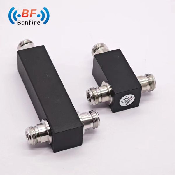 0.510kg Gross Weight 617-4000MHz 2 Way Power Splitter Combiner SMA Female Power