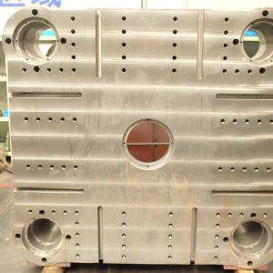 Yellow Hydraulic Servo Plastic Garbage Container 550t Injection Molding Machine