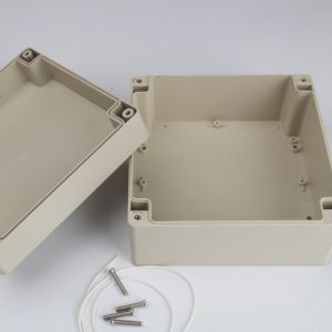 160x160x90mm Plastic Electronic Enclosures With Brass Inserts