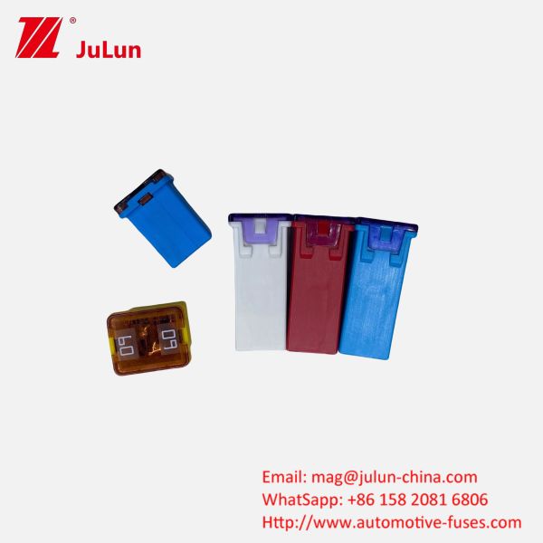 Quality Little Automobile Square Fuse 32V 58V EV Medium Electric Car Vehicle Fuse Blade Terminal With 58V Rated Voltage DC for sale
