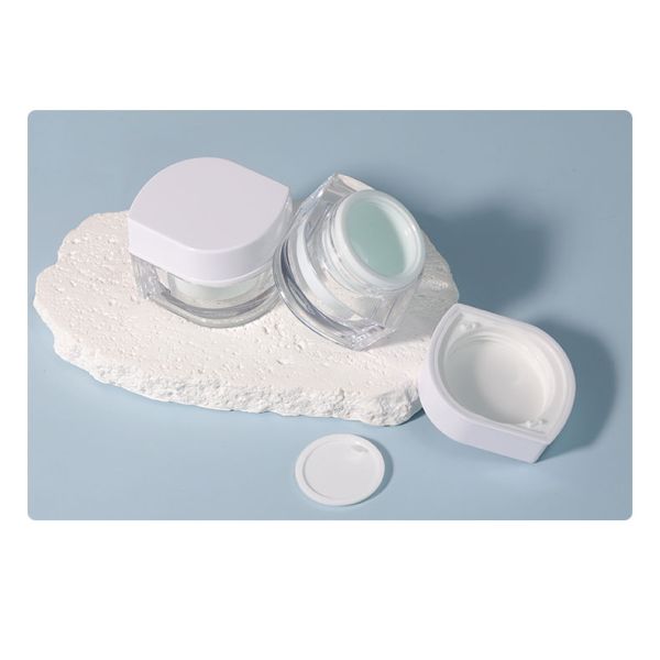 MS Cap Material Airless Cosmetic Bottle 150ml 200ml 250ml Refillable Resistant Luxury Airless Pump Bottle With Pump