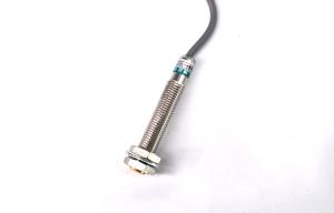 China Cylinder Inductive Proximity Switch , Inductive Type Proximity Sensor M8 on sale
