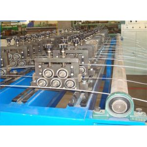 Flat Surface Roll Mesh Welding Machine Corrosion Protection 380V / 220V 2 . 2 KW