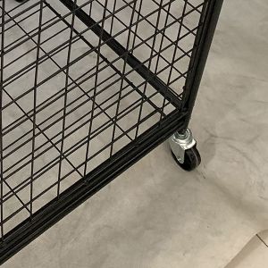 Black Color Removable Metal Supermarket Display Racks With Wheels