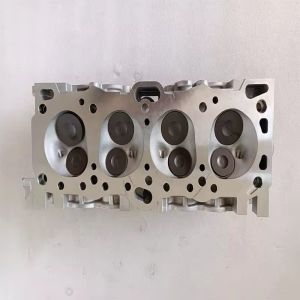 4G64 Complete Cylinder Head Assembly MD305479 for Mitsubishi Galant L200