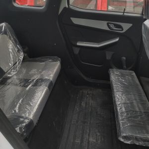 Closed 200 Watt 175cc Gas Powered Tricycle