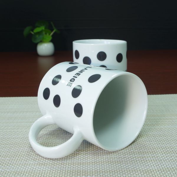 Gift customized Color Changing Ceramic Mug , magical temperature changing mugs