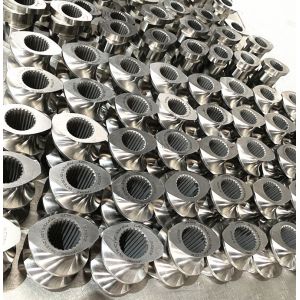 German First Class SUS440C Double Screw Extruder Components Screw Elements