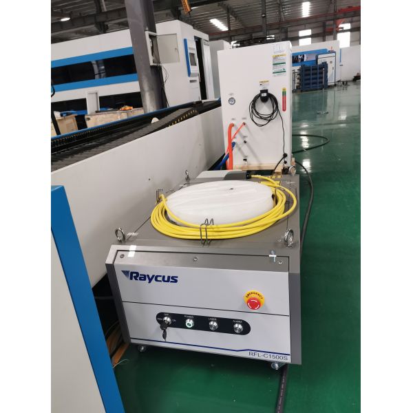 6m Tube CNC Cut Machine Laser Generator 1500W 7P Water Cooling