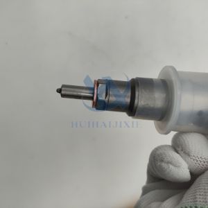 Common Rail Injector 0445120057 New Diesel Injector for Cummins QSB5.9 Engine