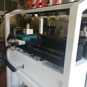 Semi Automatic 220V Hydraulic Press Machine 8pcs Cylinders