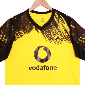 Dortmund 2025-2026 season home uniform group customization