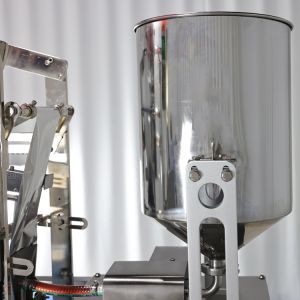 Fruit Jam Tomato Paste Honey Sachet Filling Machine Multi Function