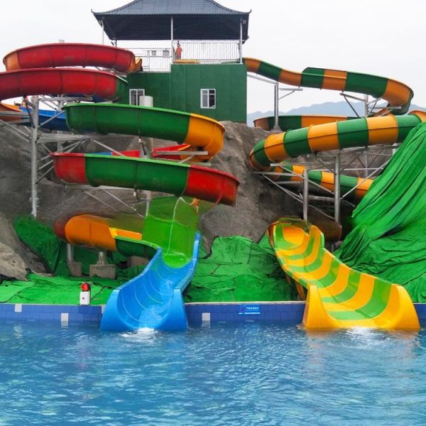Colorful Fiberglass Spiral Water Slide for Aqua Theme Park