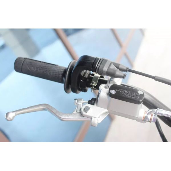 Double Disc Brake Powerful engine Dirt bike 250cc