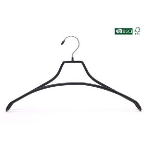 Betterall New Design Black Color Chrome Hook PVC Metal Hanger for Shirts
