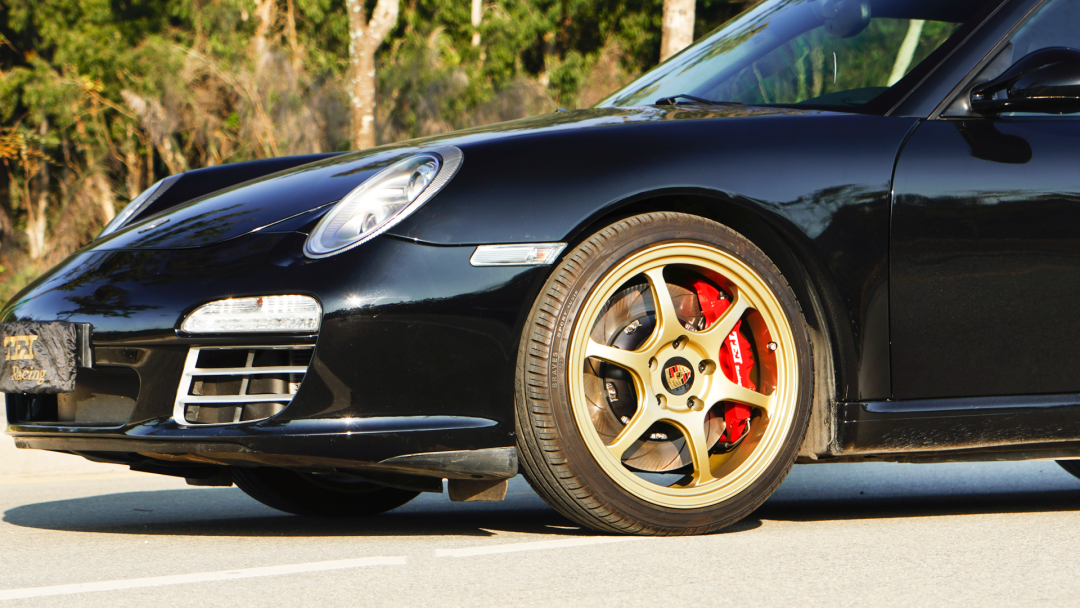 Front Big Brake Kit 6 Piston Caliper With 378*32mm Rotor BBK Auto Brake System For Porsche 911 19 Inch Car Rim