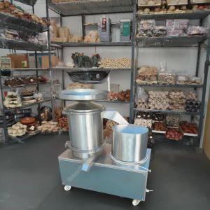 Centrifugal Egg Cracking Machine Egg Shell Breaker 15000-25000pcs/H