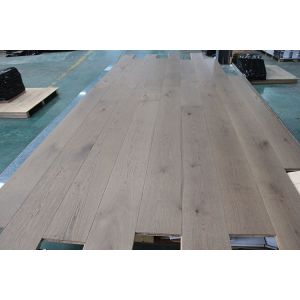 7.5" Light Brown Oak Engineered Hardwood Flooring To Canada， Clover Color