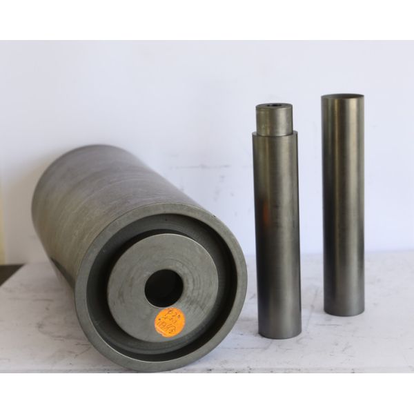 High Density Custom Graphite Mould For Gold 0.1% Ash Bending Strength Melting