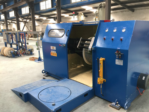 Copper Wire single cable machine / cable laying machine Dia 0.6-3mm