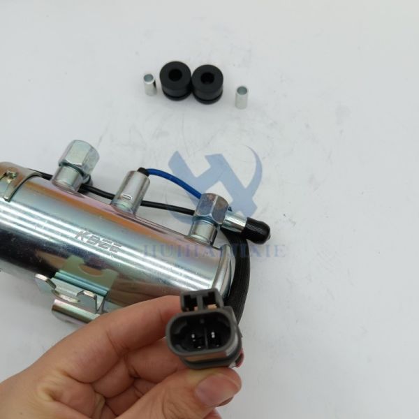 Fuel Feed Pump 17/926100 17926100 for JCB JS115 JS130 JS145 JS160 JS175