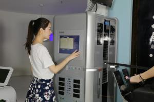 Wholesale Comfortable Back Decompression Machine Decompression Traction System from china suppliers