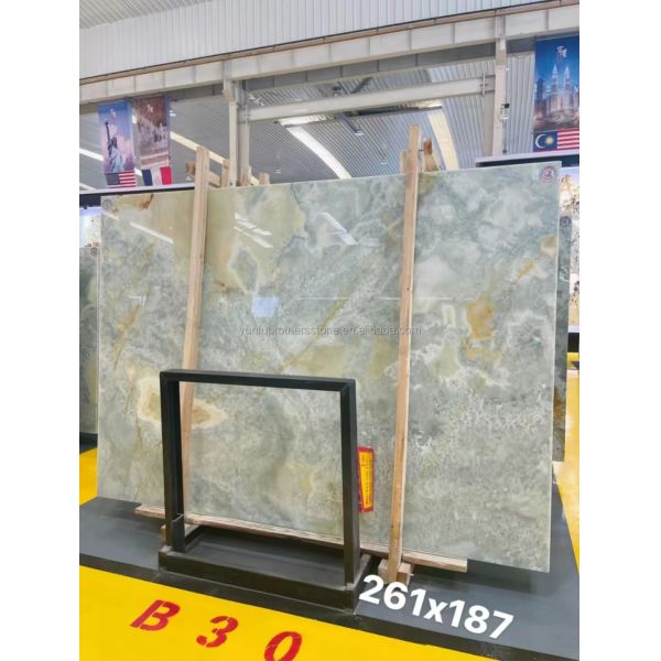 Modern Backlit Green Onyx Stone Slab 30mm Thickness for Graphic Living Room Jade Wall