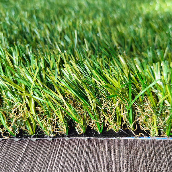 7700 Dtex PP/PE material Artificial Green Grass With 180 Stitch rate Per Metre