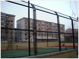 chain link fence sport area Hot Sale Chain Link Fence Made In China/ Chain Link Fence Manufacture