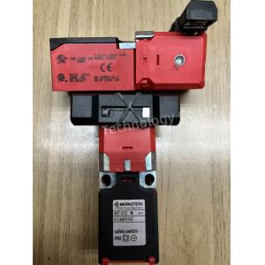 SKT-U1Z M Safety switch key operated SK NC + NO IP65 plastic black red