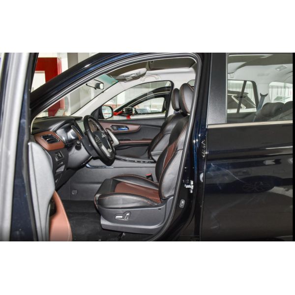 BWM X7 Medium Sized SUV 1.5T With 7 Seats 6 Speed Manual 180Km/H