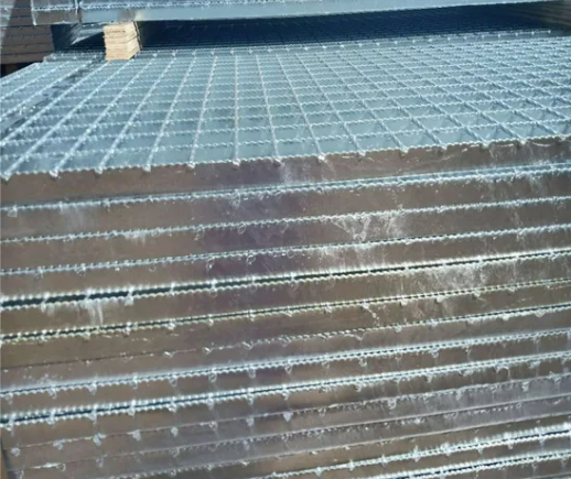 Rust-Proof Galvanized Steel Grating Platform Serrated Steel Grating