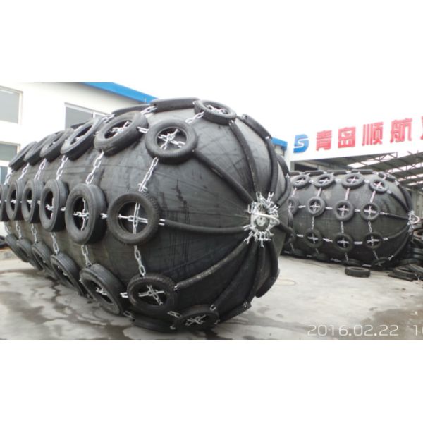 Low Maintenance Pneumatic Rubber Fender CCS Certified Marine Fender for Ship